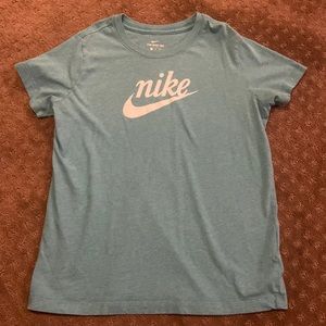 Nike teal t-shirt girls size XL